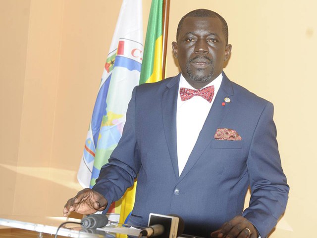 Covid-19 : Nicaise Moulombi demande au Premier ministre de libérer certains détenus