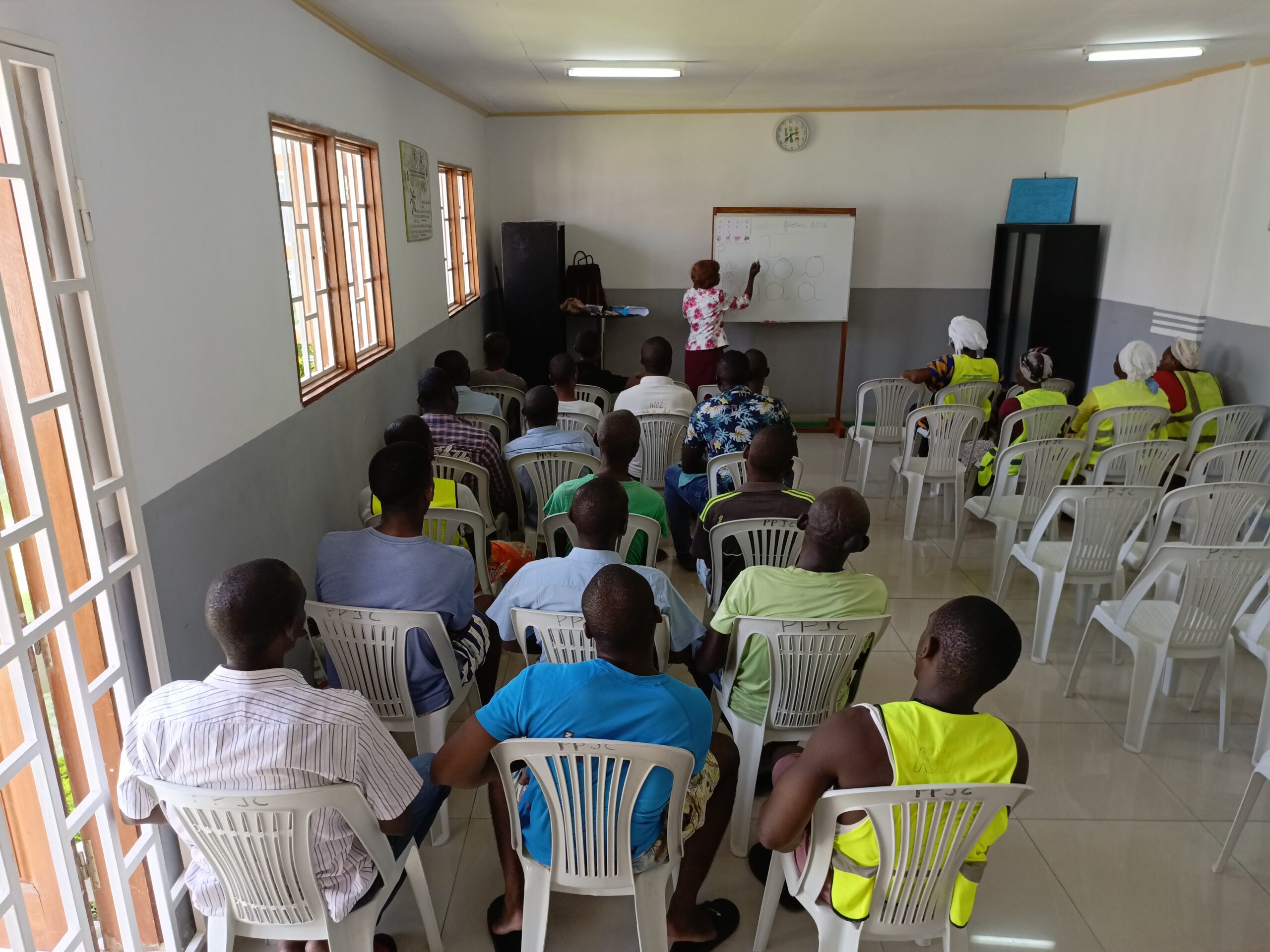 prisoners undergoing literacy training to facilitate their social reintegration –