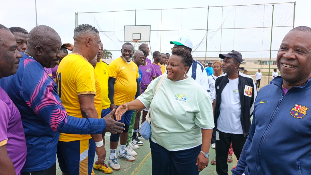 Port-Gentil : Isabelle Essonghé lance le Tournoi des vétérans du sport -