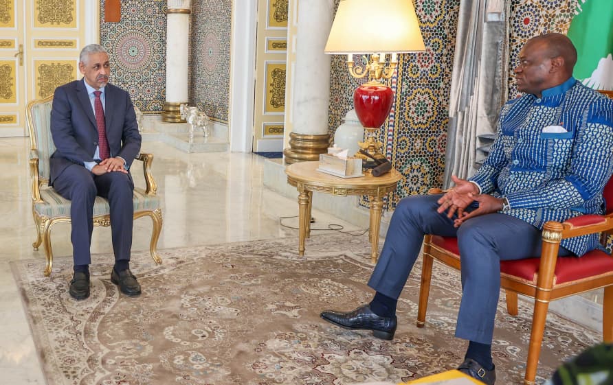 Gabon : le patron de la BAD reçu par Oligui Nguema pour booster les investissements -