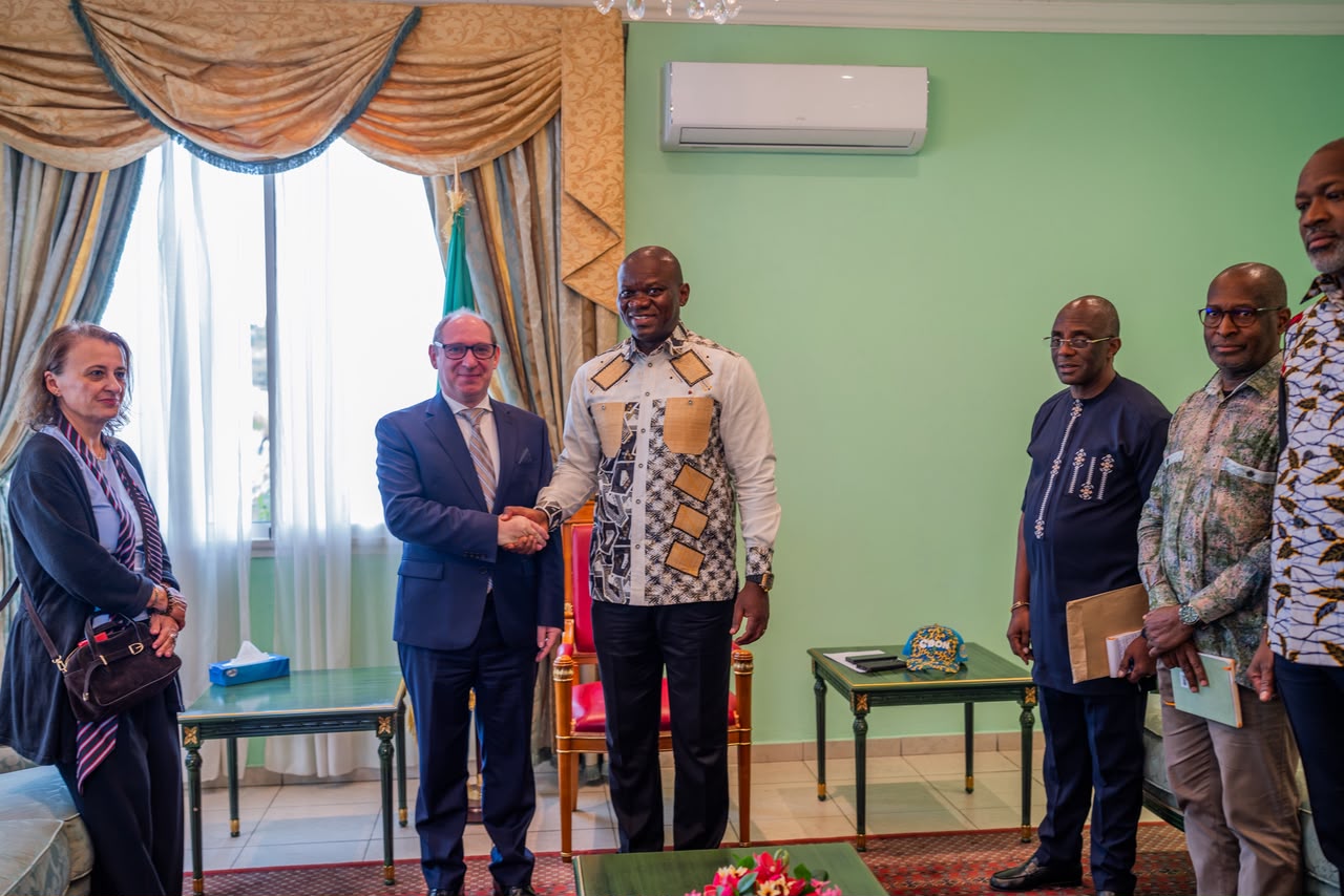 Gabon : Oligui Nguema reçoit une délégation du FMI, la question de la dette au cœur des échanges -